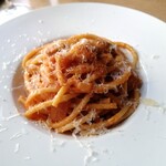 La Prima Pagina - 自家製ベーコンと新玉ねぎのアマトリチャーナ♪