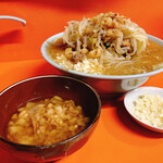 ラーメン富士丸 - アブラ