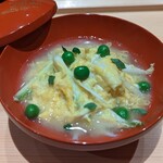 飯倉 からき - 白魚、うるい、筍、わらび、蕗、えんどう豆、卵とじ