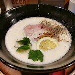 Kadoniaru - 鶏白湯ラーメン