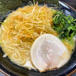 壱角家 - ラーメン 750円
白髪ネギ ＋160円
麺半玉 (大盛り) ＋110円