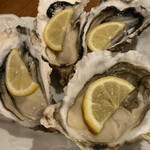 地酒と道産食材 一笑 - 生牡蠣