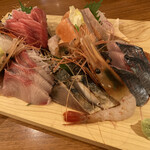 地酒と道産食材 一笑 - 大ボタンエビ付き大将厳選刺身盛り合わせ6点