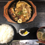 海鮮和食 仲々 - 若鶏ガーリックステーキ定食