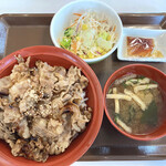 すき家 - 牛カルビ丼+サラダセット