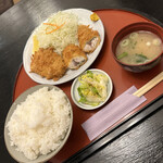 Tonkatsu Shuraku Miyabi - アジフライ&ロースかつ定食