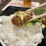 わ楽 - ガーリック照り焼きチキン　オンザライス  