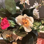 銀座 しのはら - 八寸には花の日にちなんだ花々