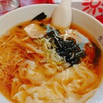 生駒軒 - ワンタン麺　アップ