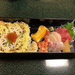 Sushi Kappou Koma - 特上鮨　ちらし  3700円