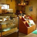 けや木 - 焙煎したコーヒーや手作りデザート