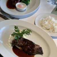 37 Steakhouse & Bar - 