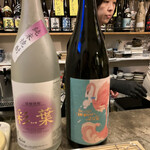 立ち呑み タマヤ - 棚にある焼酎を飲み比べ