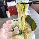 鶏そば啜る - 