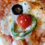 森のレストラン BOSCO - ピザ、チーズ何種か使われてる。変化がいい。
