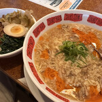 バーミヤン - 酸辣湯麺とロールー飯