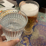 インディヤム - カレー号の運転があるのでオレは水で乾杯