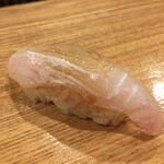 おすし 花富 - 平目