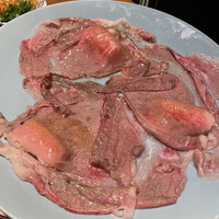 大衆肉酒場 こだわり米 匠 - 肉寿司　好みの炙り具合にしてくれます