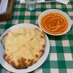 マサラ - バターチキンカレー&チーズナンセット　700円