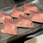 肉の山本 - タン