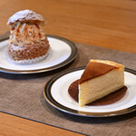 エリティエ - [手前]スフレフロマージュ＠税込540円