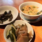 中国厨房 老上海 - ランチのおかず。スープおいしい！