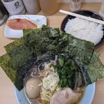 横浜ラーメン 町田家 - 