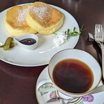 CAFE CADEAU - パンケーキ＆ブレンド