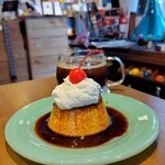 COFFEE SHOP CAMELOT - ■生クリームプリン