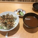 てんぷら 下村 - 舞茸と三つ葉のかき揚げ天丼