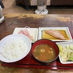 Hinode Sushi Shokudou - ランチ　金目鯛の煮付け