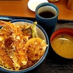 Tendon Tenya - 天丼￥560＋れんこん天￥90＝￥650 !!!!