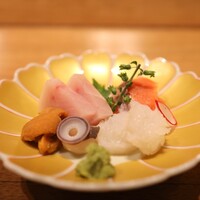 割烹 藤 - 刺し身盛り合わせ/メカジキ、サクラマス、ミズタコ、雲丹
