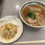 麺工房 ジロー - ラーメン半チャーハンセット