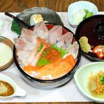 Kicchin Kanon - 海鮮丼セット　新鮮で美味しい海の幸を丼で♪