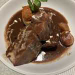 primo fito Karuizawa Eki Sha Ten - 牛タン(100g)信州産赤ワイン煮込み