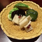 弧柳 - 香の物:山椒昆布　胡瓜　田辺大根　芽キャベツ