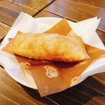Saboroza Guriru - ハム&チーズパステウ（揚げパイ）