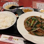 Kantonhantembikouen - ニラレバ炒め定食