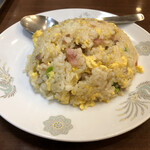 華龍飯店 - 半チャーハン ¥380