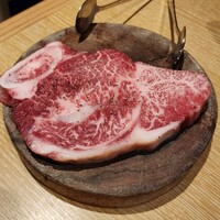 横浜焼肉kintan - 骨付きミスジ