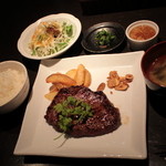 ステーキハウス 听 - （ランチ）ハンバークステーキ 120g1,580円