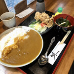 こいずみ食堂 - とり唐揚げ付きカレー定食