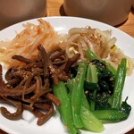 ビーフキッチン - おかわりナムル