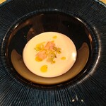 ビランチャ  - 新玉葱のスープ　海老とセロリ