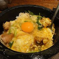 侘家古暦堂 祇園花見小路本店 - 2個の卵を混ぜたその上にさらに1個乗る