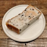 aru - ブーランジェリーヨシオカ 16穀米のパン