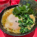 ラーメン 厚木家 - ラーメン800円+生わかめ50円