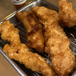 骨付鳥、からあげ、ハイボール がブリチキン。 - 